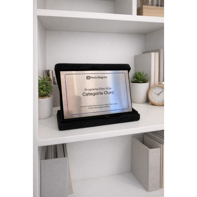 Placa reconhecimento e estojo veludo Personalizado