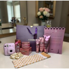 Press Kit Eudora Emilly in Paris Personalizado